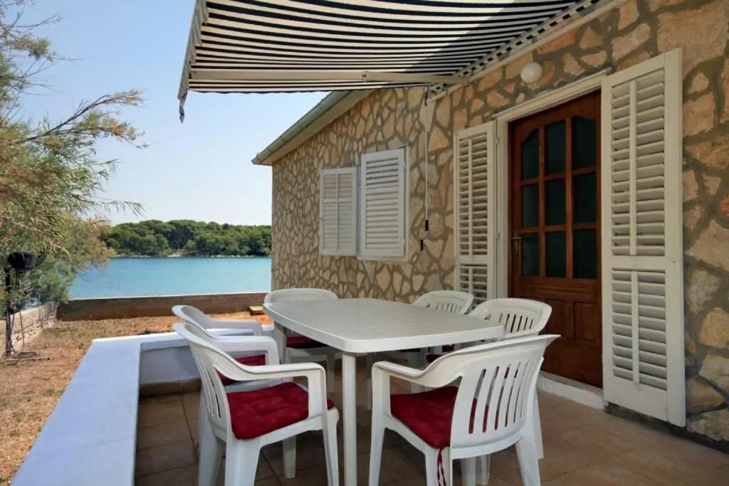 Apartment Apartmani Nataša Ugljan