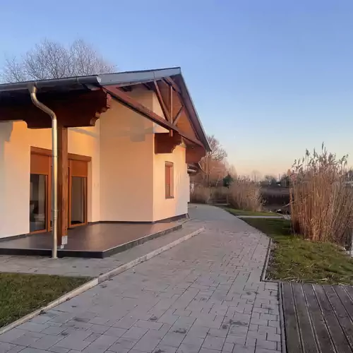 Haleszi Apartman Péteri 002 kép