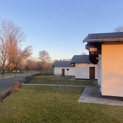Haleszi Apartman Péteri 005 kép