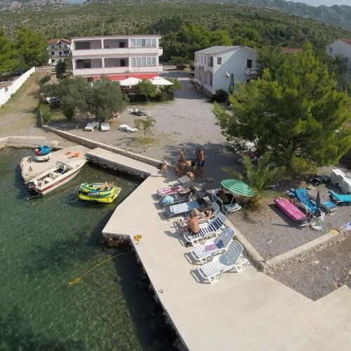 Pansion and Apartments Marko Starigrad