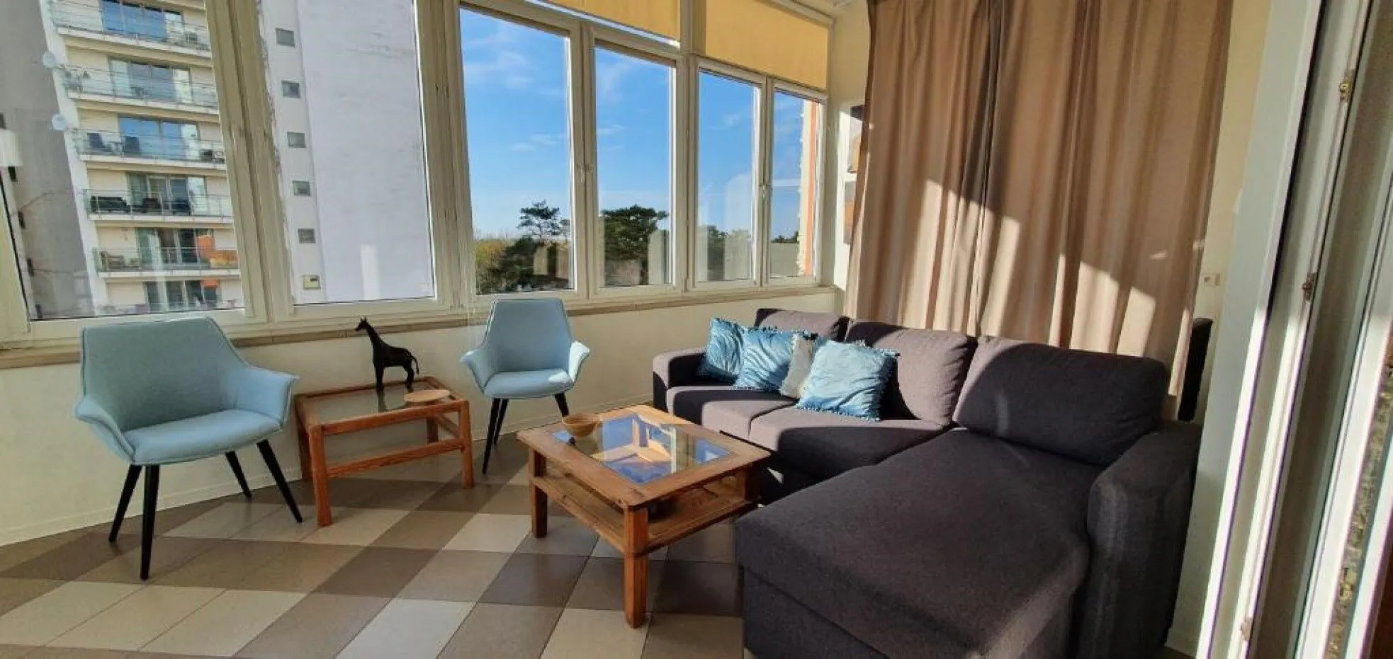 HOLIDAY HOME Statek 216 z antresolą