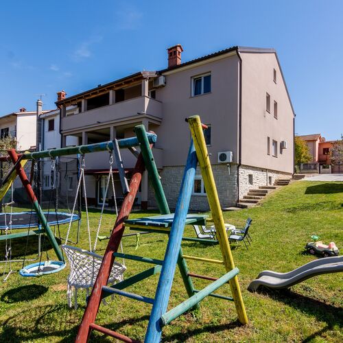 Apartmanok Gyermekes Családok Részére Valbandon, Fazana - 19511 Valbandon