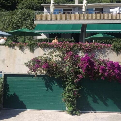Apartmanok A Tenger Mellett Brist, Makarska - 19737 Brist  2