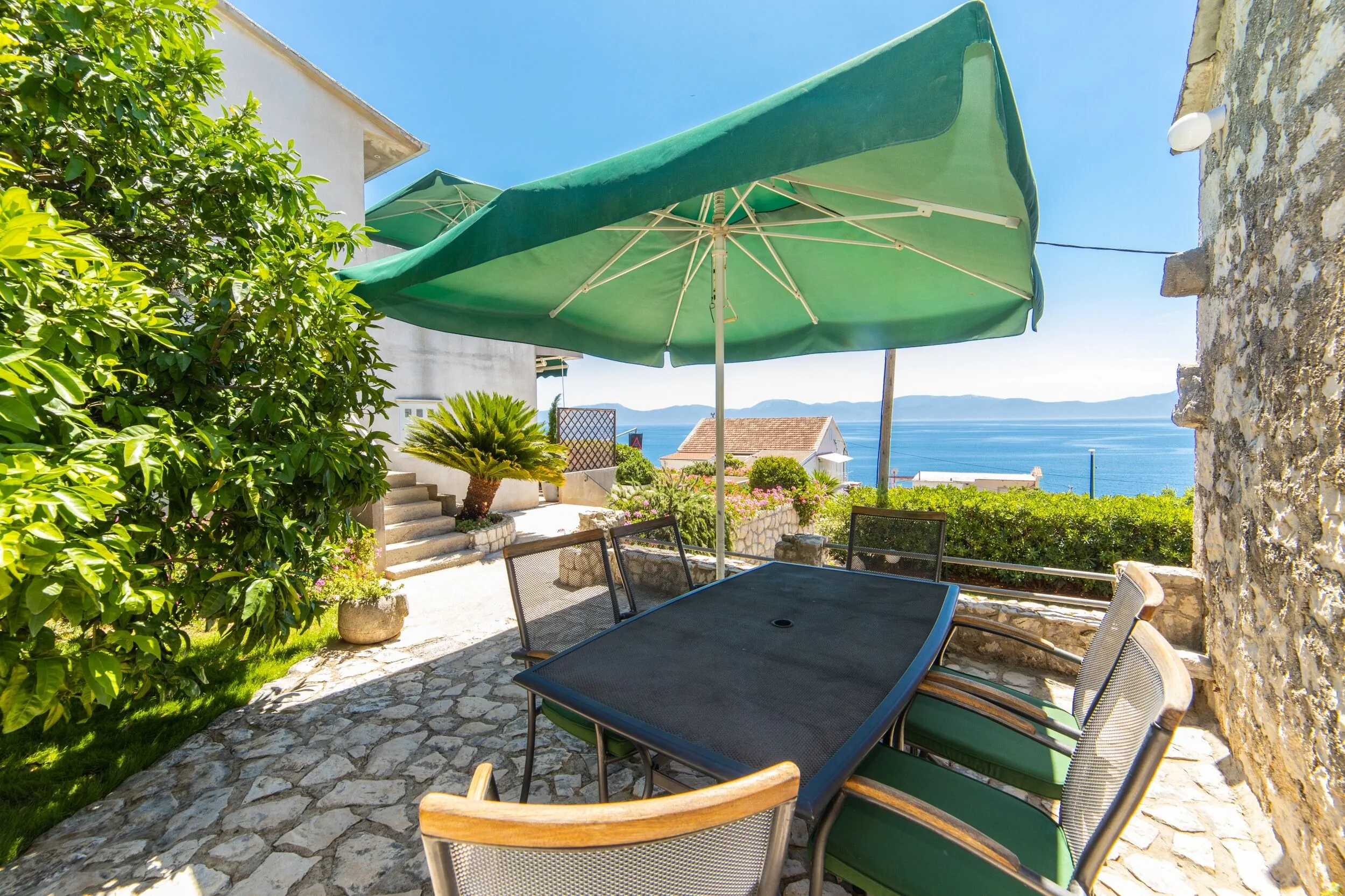 Apartments By The Sea Brist, Makarska - 19737 Brist