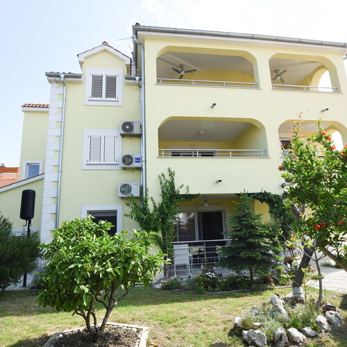 Apartments Mario Brodarica  4