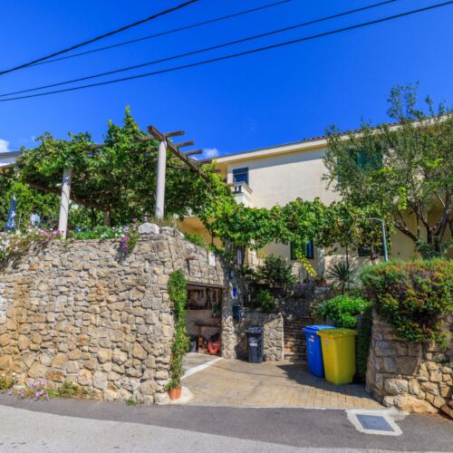 Apartment Slavko Mundanije