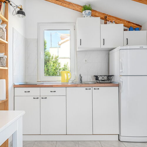 Apartment Marea Srima  3