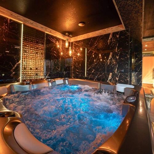 Jacuzzi