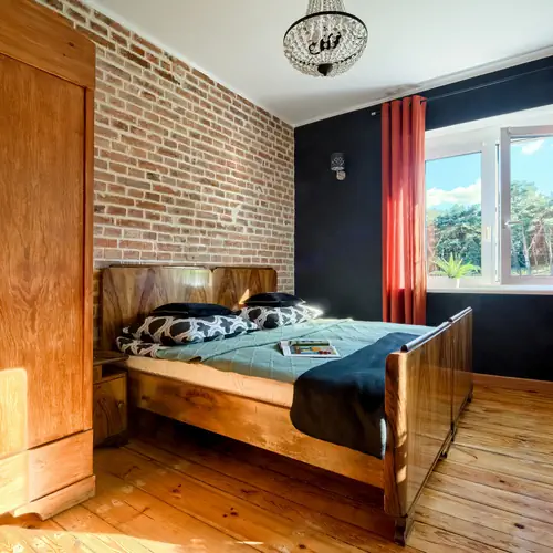 Apartament z balkonem - sypialnia