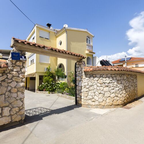 Apartments and Room Lotus Tribunj