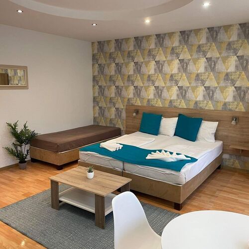 St&uacute;di&oacute; 