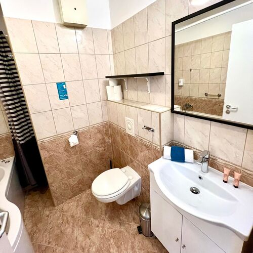 St&uacute;di&oacute; f&uuml;rdőszoba 