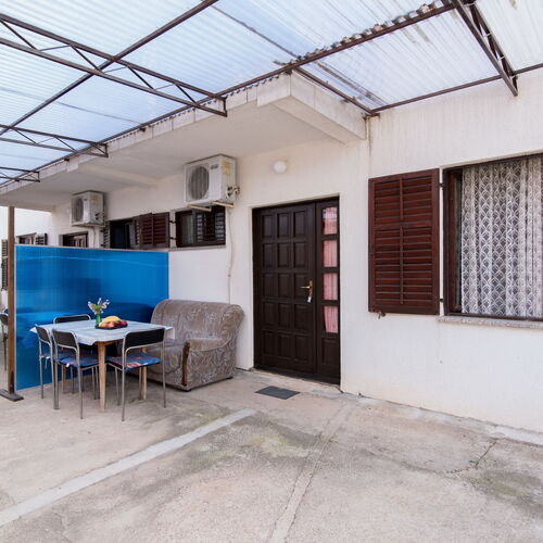 Apartments Fidelis Okrug Gornji  3