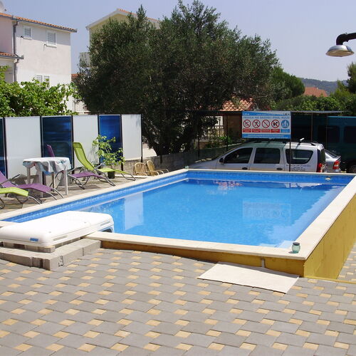 Apartments Fidelis Okrug Gornji  4