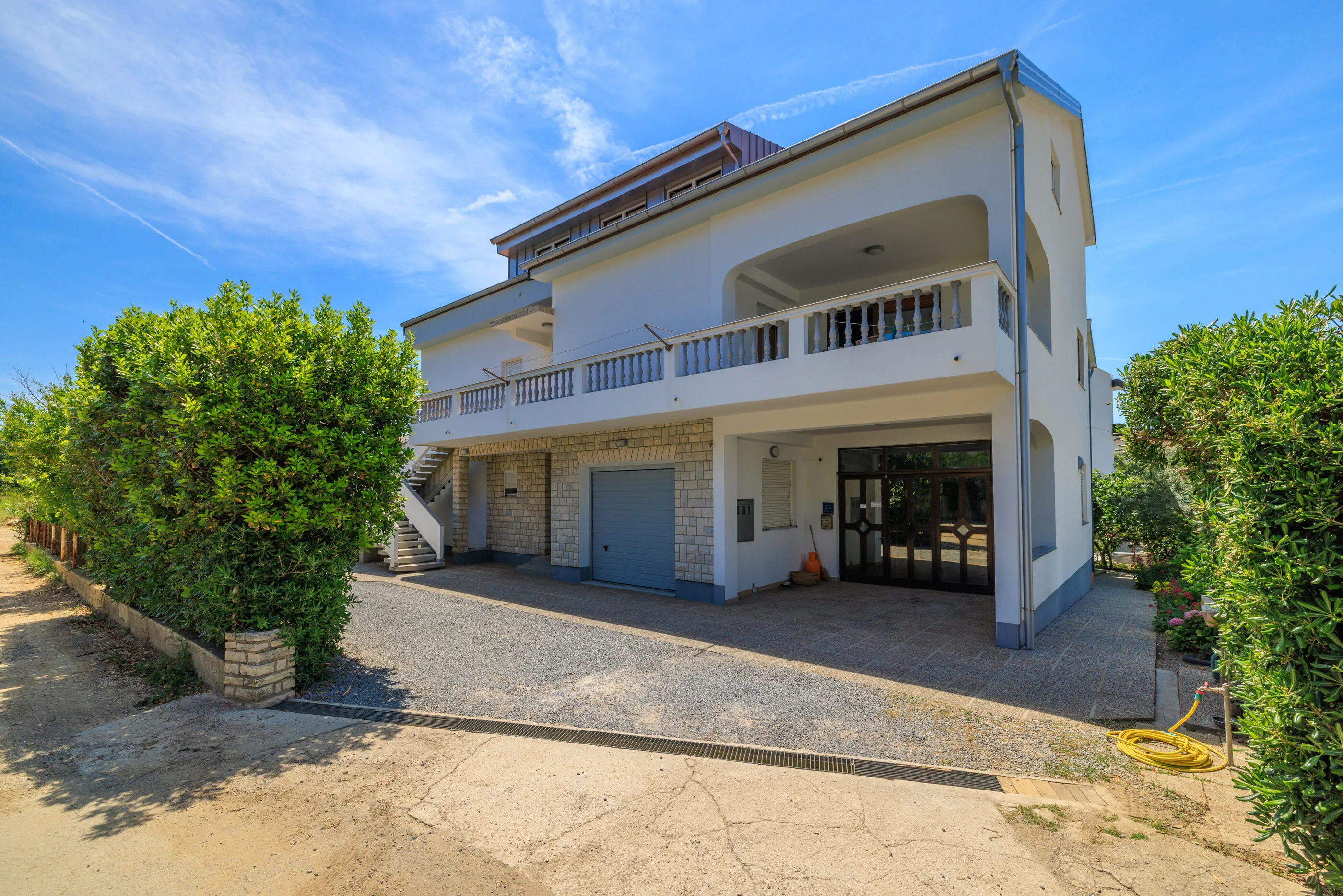Apartments Slavica R Banjol