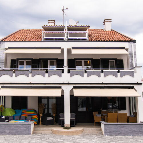 Apartments Krunoslava Vodice  4
