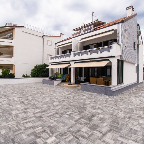 Apartments Krunoslava Vodice  3