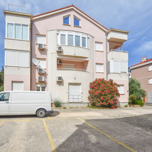 Apartment Alice Pakostane  2