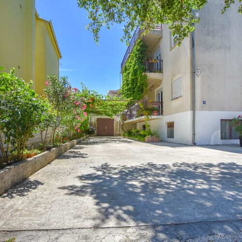Rooms Oak Tree Biograd  4