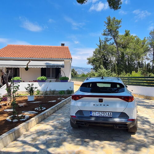 House Relaxing oasis Stari Grad  2