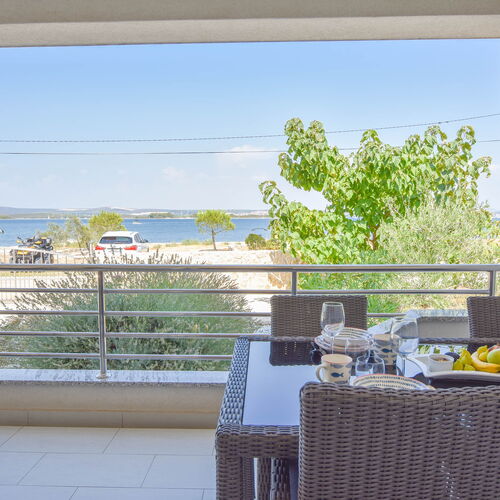 Apartment Ray of Sunshine Kraj  4