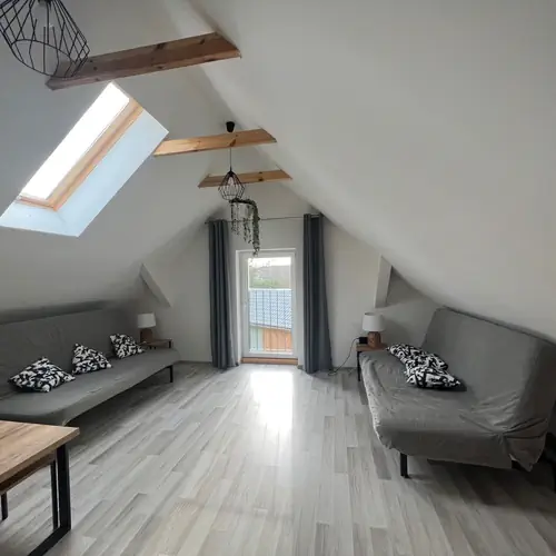 piętro - pok&oacute;j 4-osobowy