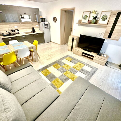 Pine Apartment & Pool Siófok  2