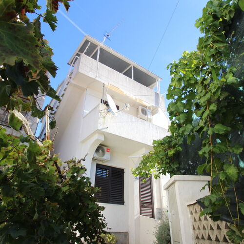 Apartmani Bugi Baška  2