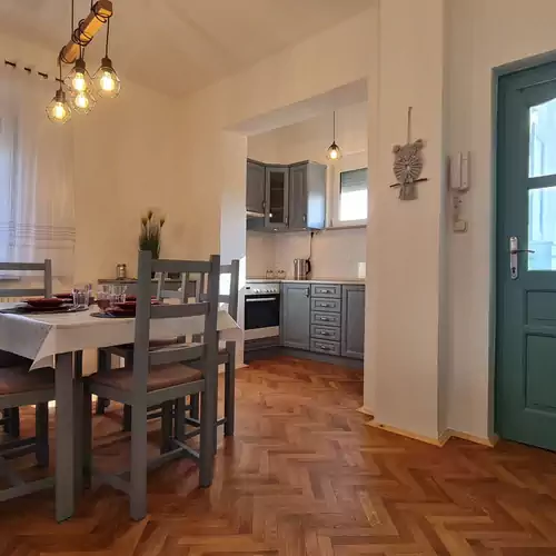 RI-JÓ Apartman  Mohác 002 kép