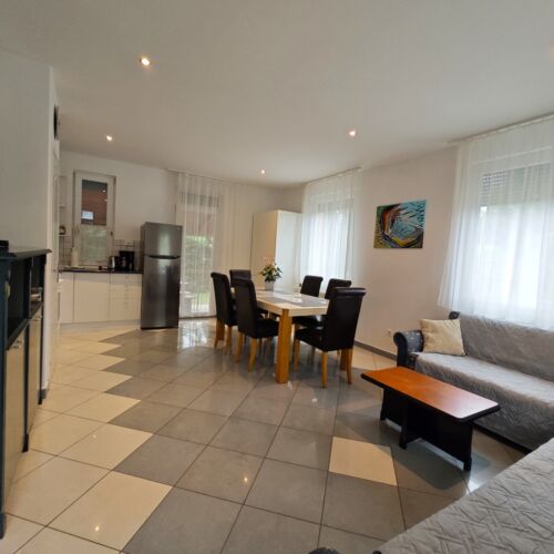Jenna Apartments - Pinka Balatonszárszó  4