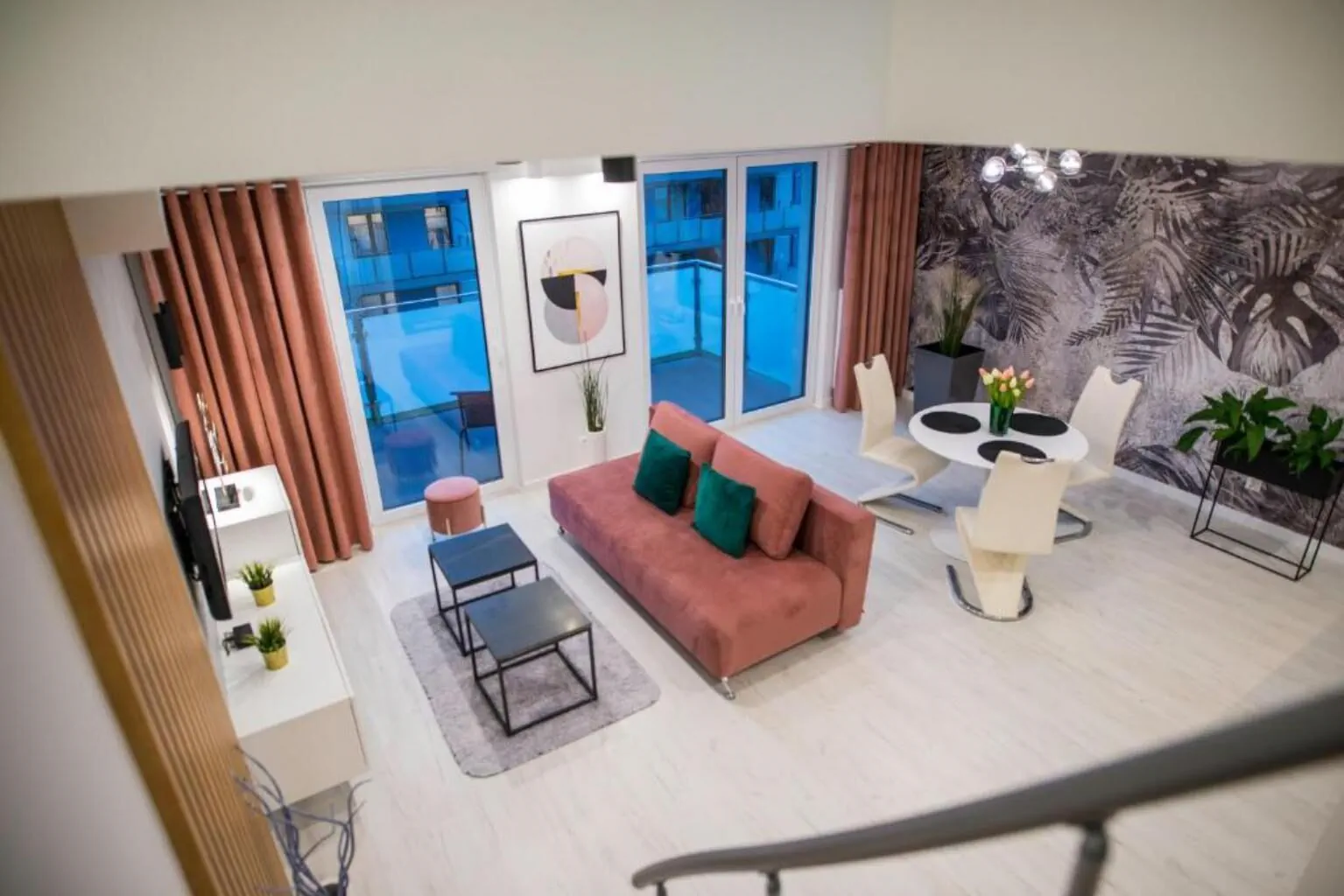 Nowoczesny 2 poziomowy apartament Biskupiec