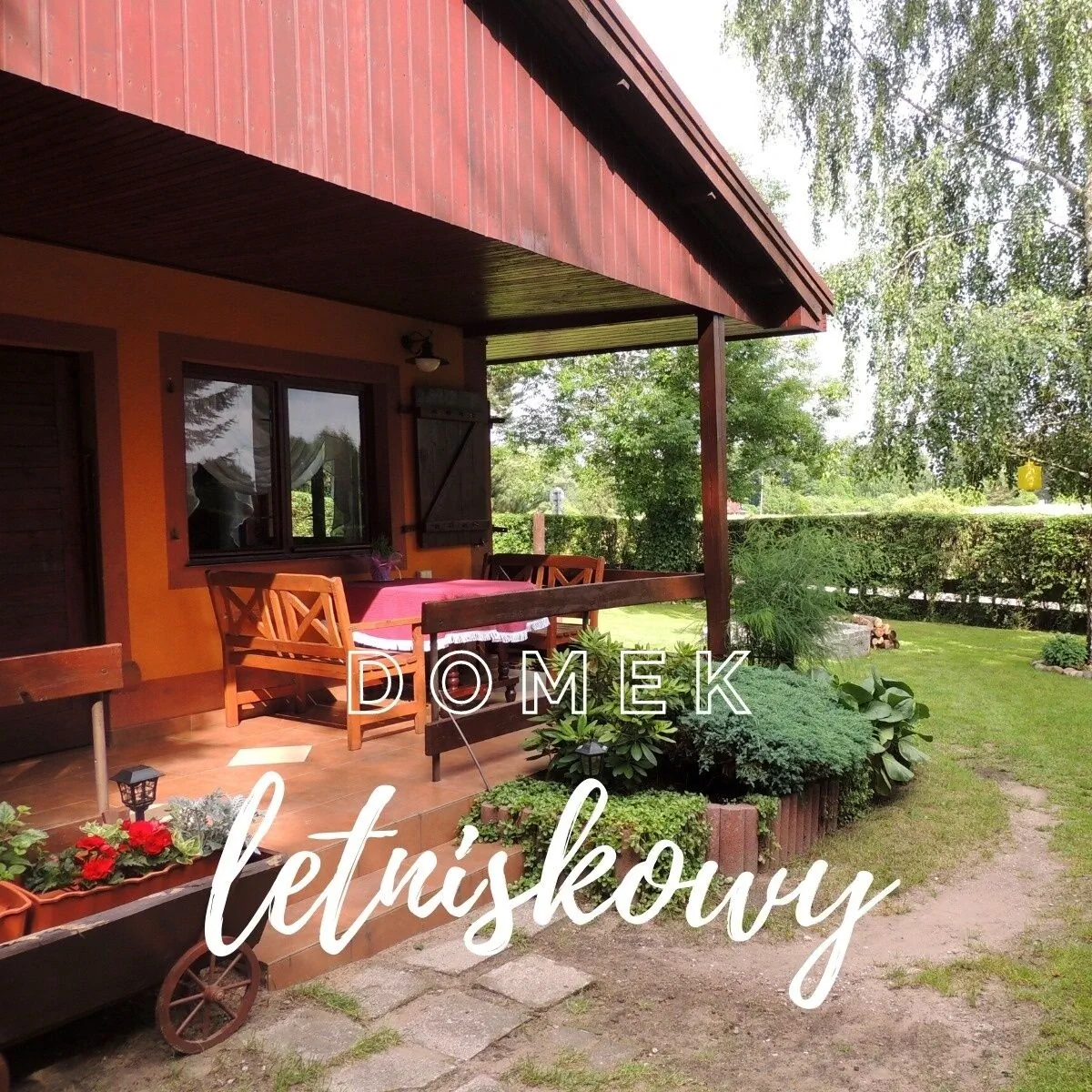 Dom nad jeziorem i w otoczeniu lasów Biskupiec