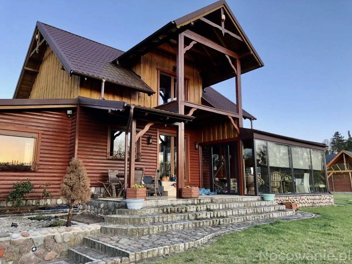 DOM NAD JEZIOREM - BASEN - SAUNA - JACUZZI - KORT TENISOWY Zduny