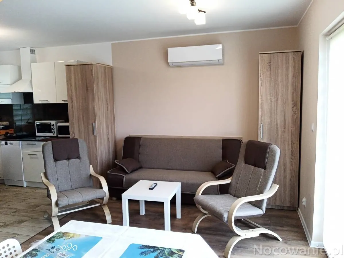 Dom na Rumiankowej Rewal