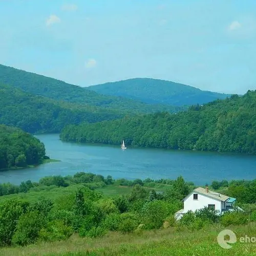 widok z pokoi: STUDIO, RODZINNY z balkonem