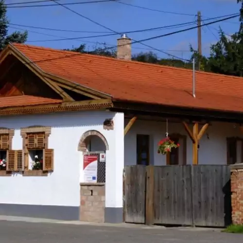 Nandi Magdi Vendégház Gyöngyöspata 001 kép