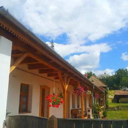 Nandi Magdi Vendégház Gyöngyöspata 003 kép