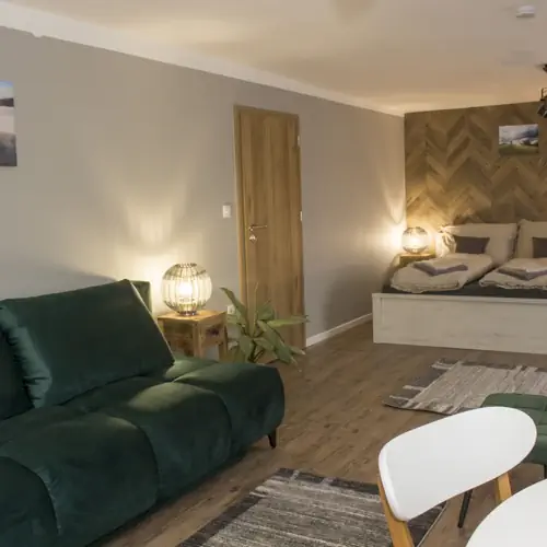 Kis-D&eacute;l Apartman