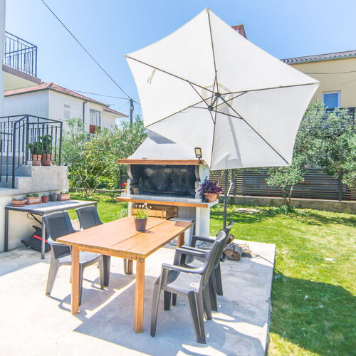 Apartment Nia Biograd  4