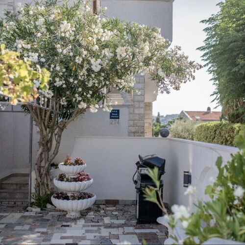 Apartmani Hotic Orhideja Barbat