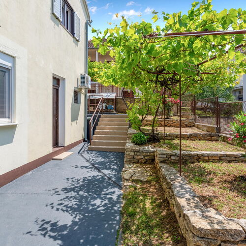 Apartman Gornji Karin - CDI433  4