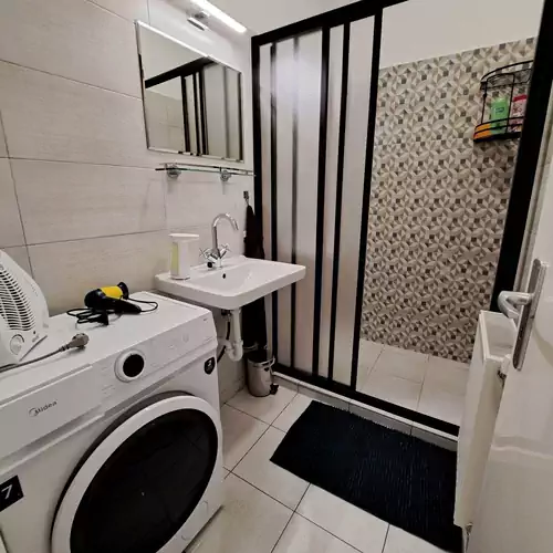 Kedvenc Apartman Eger 007 kép