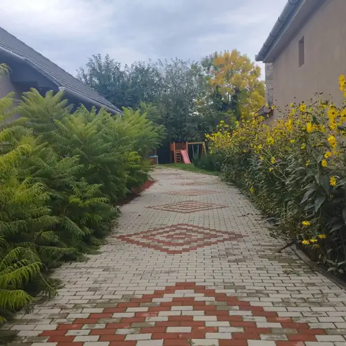 Szintia Vendégház Eger 044 kép