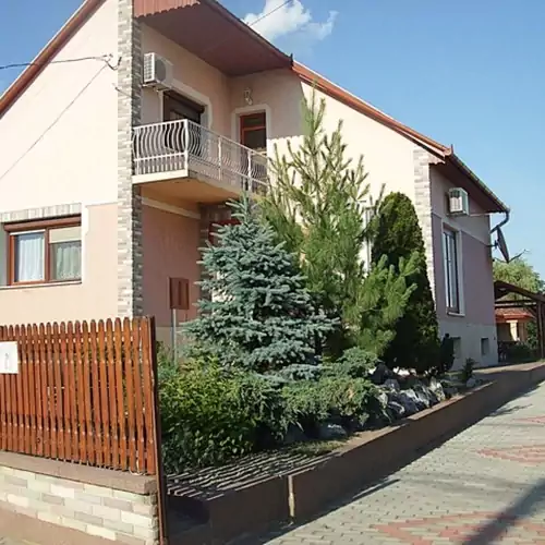 Hajnal Apartman Hajdúszoboszló 004 kép