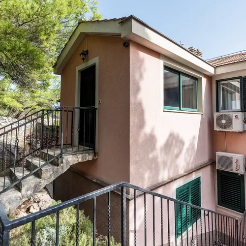 Villa by the Ruzmarin
H&aacute;z 50 m&eacute;terre a tengertől