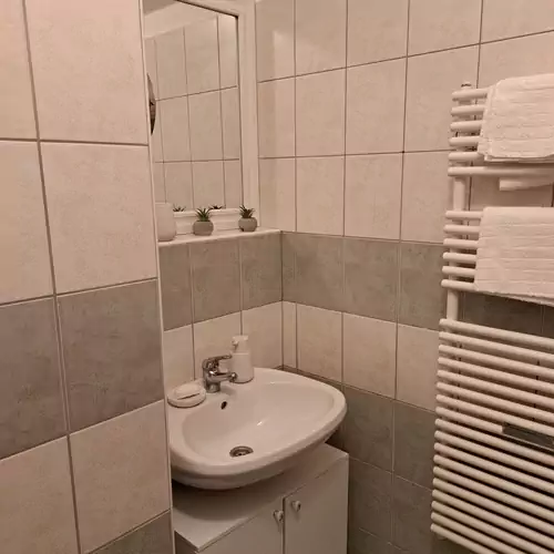 Rózsa Apartman Keszthely 021 kép