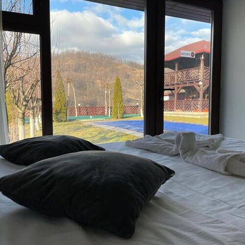 Pensiunea Pridvorul Haiducilor Slănic Moldova