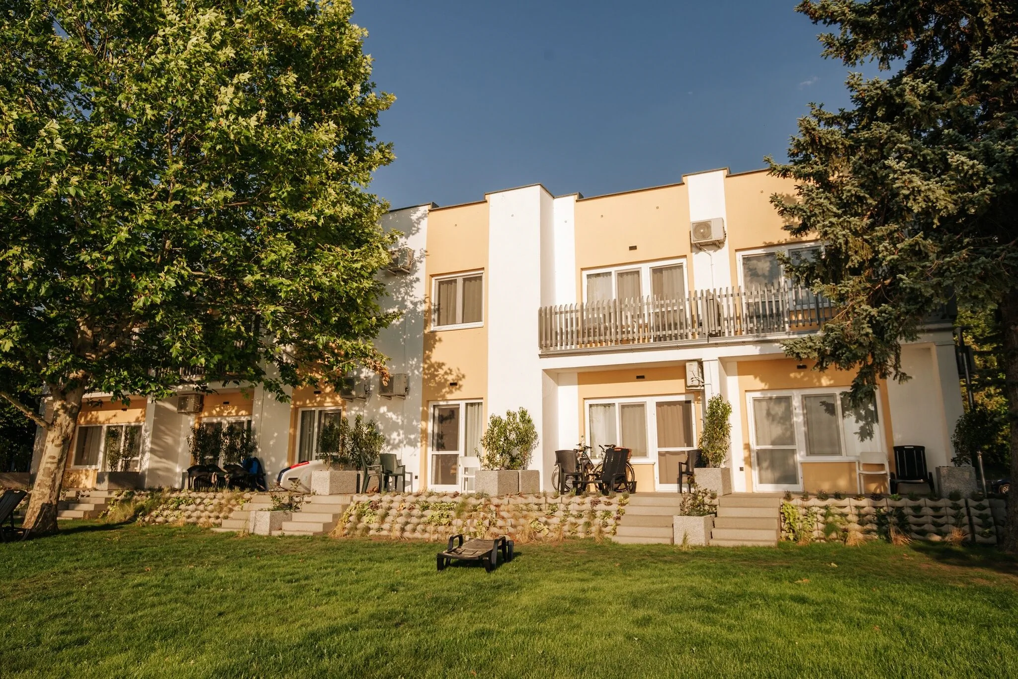 Balatonvilágosi Akadémiai Hotel