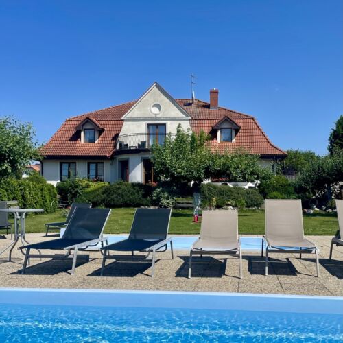 Pokoje Dworek Zielińskich Rewal