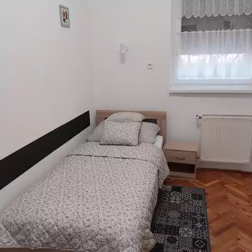 Repi-Tár Apartman Szolnok 008 kép